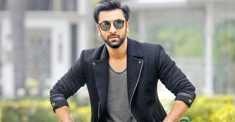 যে কাজগুলো করতে হবে ছেলের ত্বকের যত্নের জন্য