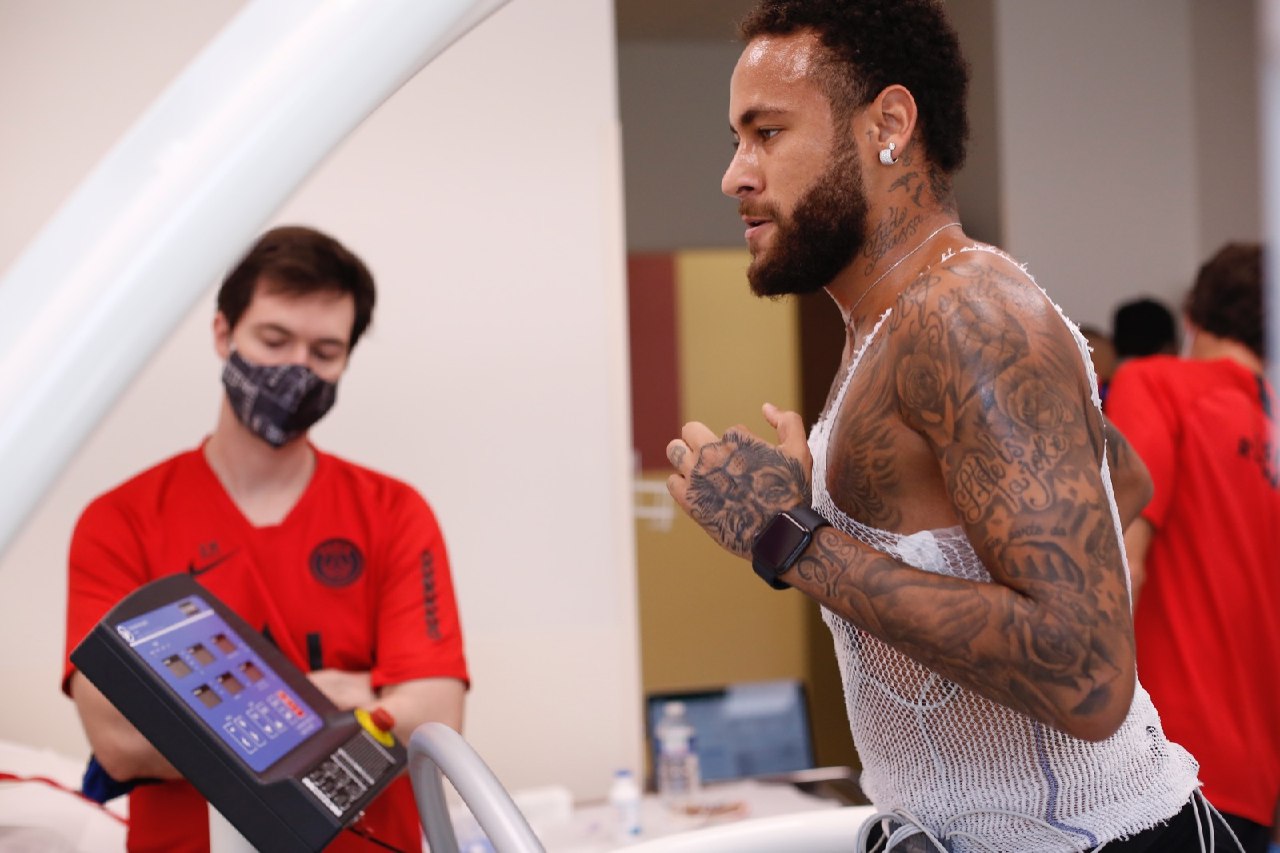 পিএসজির ৩ জন তারকা প্লেয়ার করোনা পজিটিভ