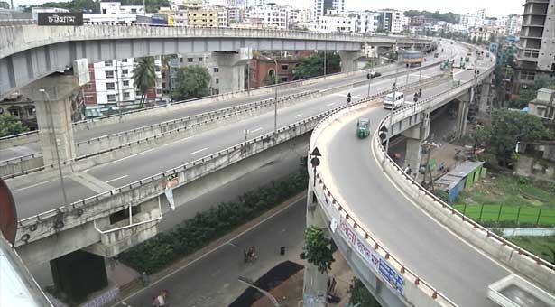 উড়াল সড়কে রশি বেঁধে ছিনতাই